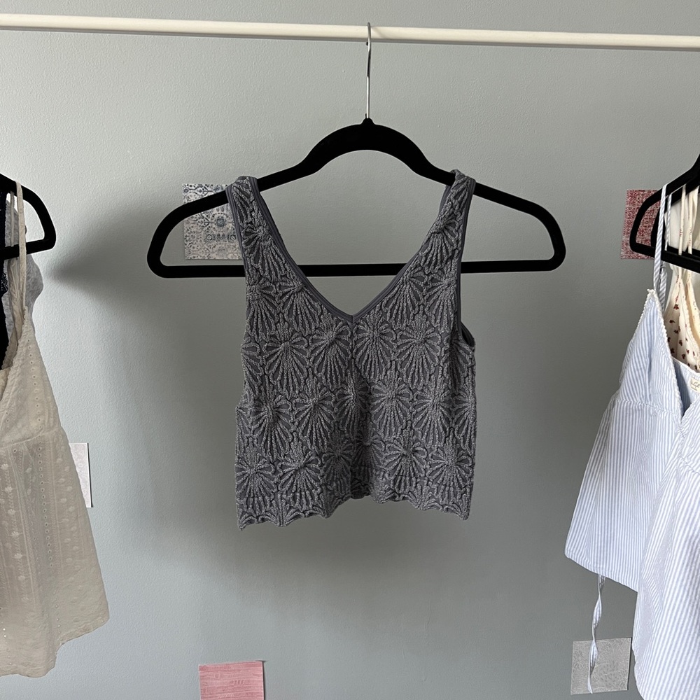 Blue gray floral tank crop top